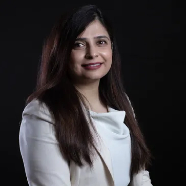 Nawal-Arshad-600x600